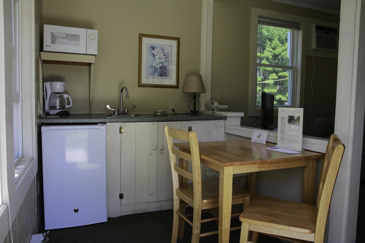 Kennebunk Gallery Motel And Cottages ภายนอก รูปภาพ