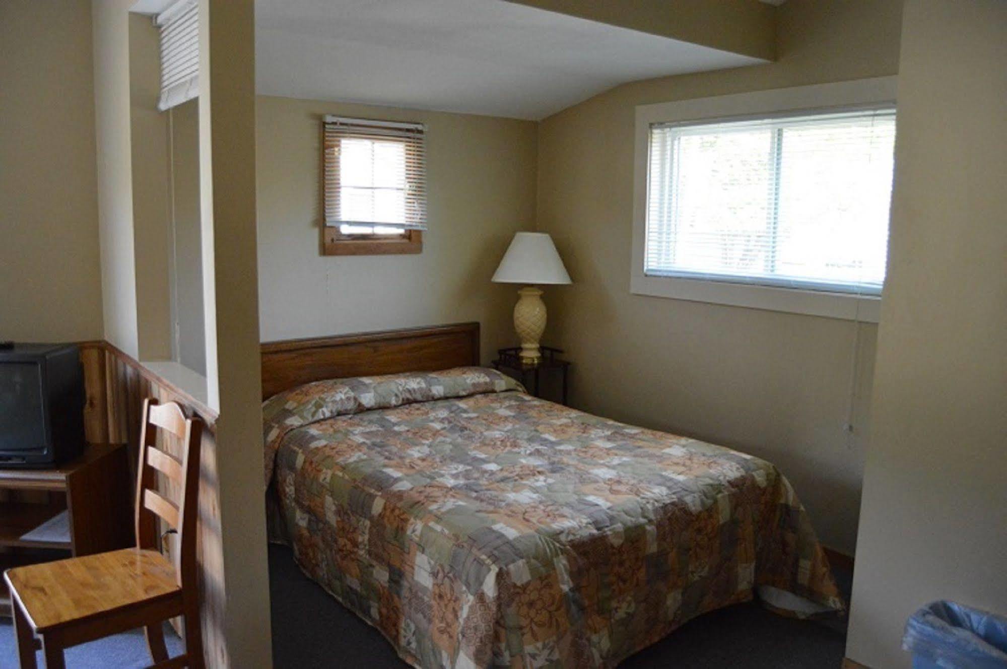 Kennebunk Gallery Motel And Cottages ภายนอก รูปภาพ
