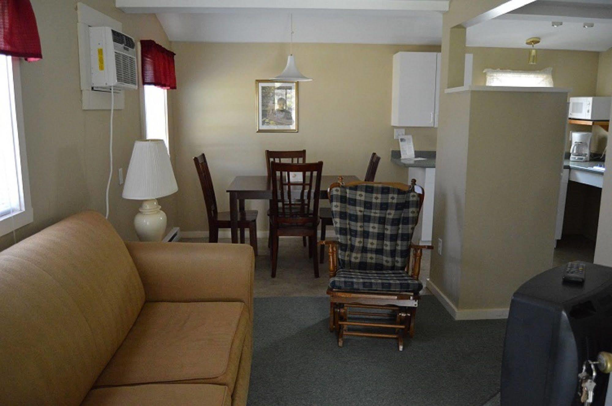 Kennebunk Gallery Motel And Cottages ภายนอก รูปภาพ