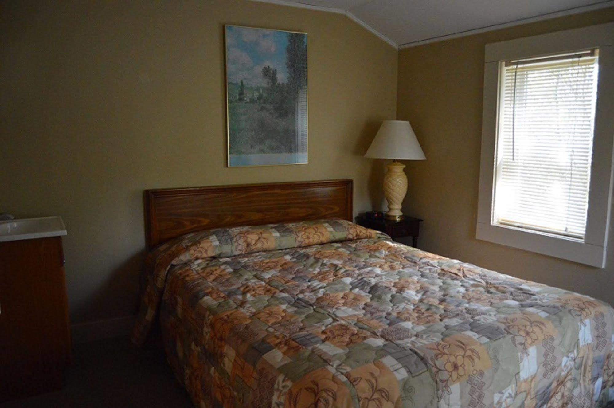 Kennebunk Gallery Motel And Cottages ภายนอก รูปภาพ